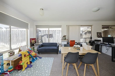 10 Longton Way, Ellenbrook, WA 6069, 3 slaapkamers, 1 badkamers, House