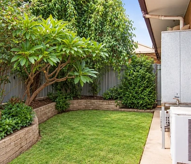 室外 - 2/4 Eton Road, Keswick, SA 5035