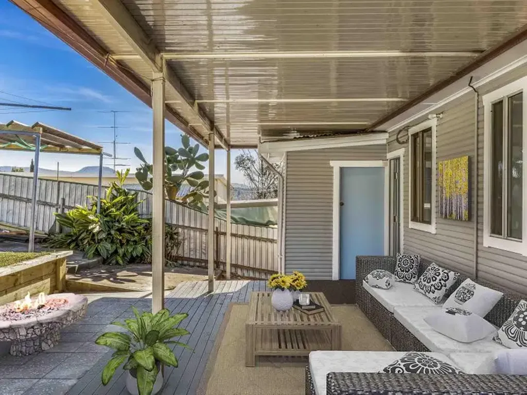 THREE BEDROOM FAMILY HOME