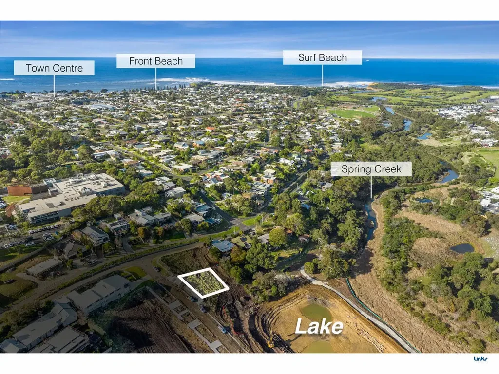 Torquay Amazing front row lake real estate with Builders Terms