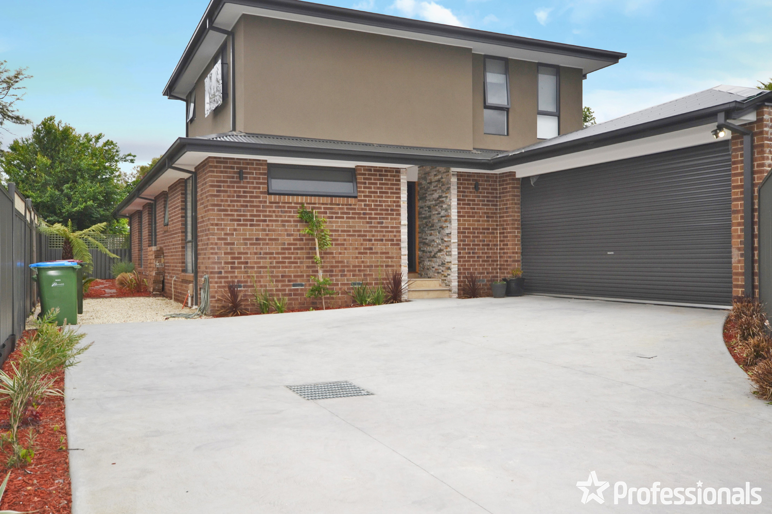 14A ROWAN ST, CROYDON VIC 3136, 0 rūma, 0 rūma horoi, House