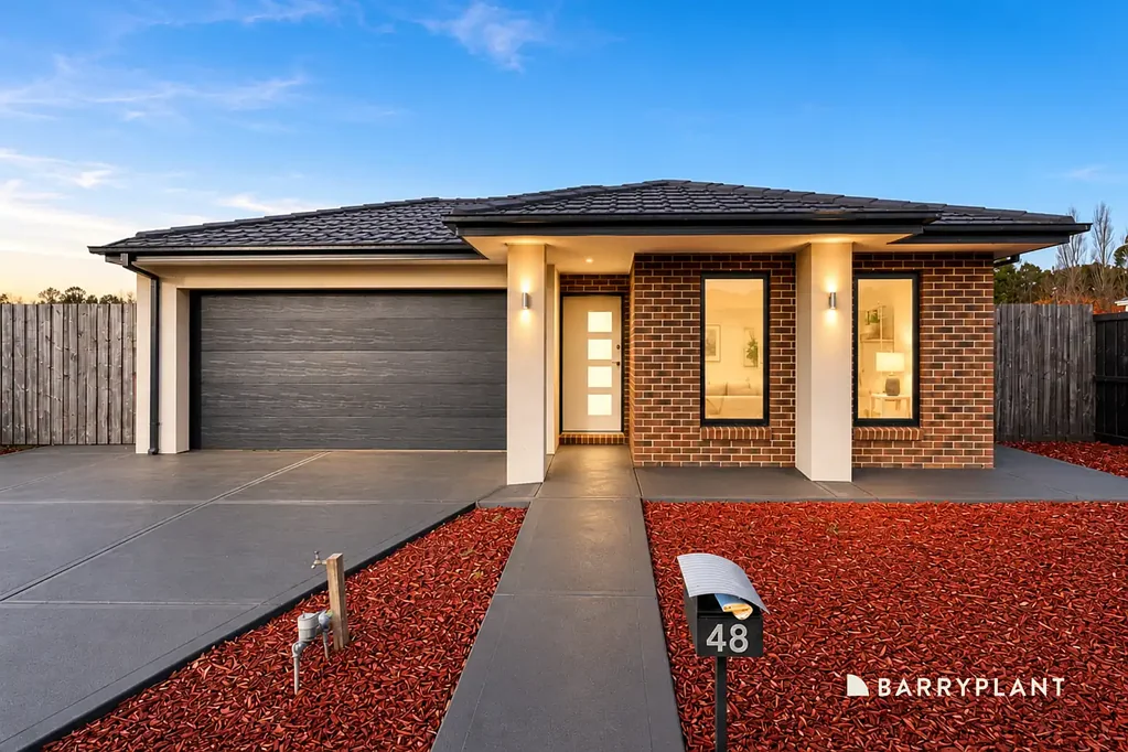 Luxury Living with Exceptional Side Access