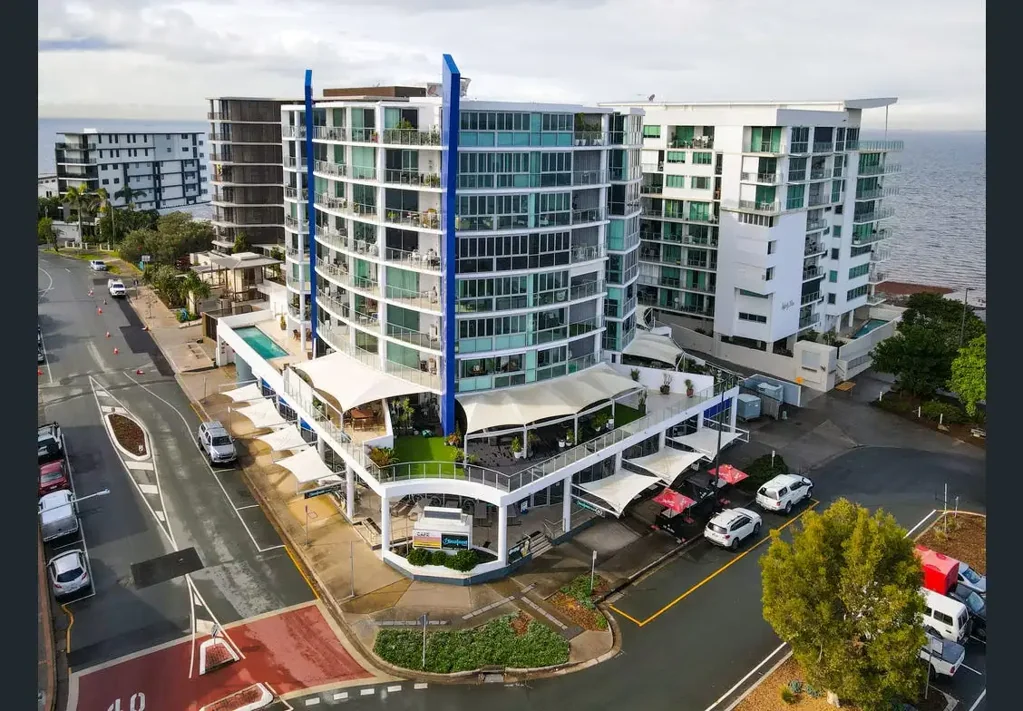 Woody Point 2Phòng ngủ Seaside Sophistication with Bay Views