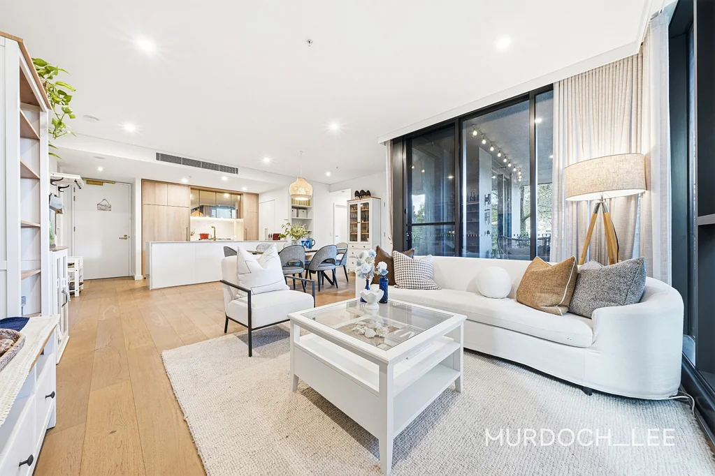 Castle Hill 3房 宽敞的 183 平方米花园公寓 | 步行可达 Showground Metro Expansive 183m² Garden Apartment | Walk to Showground Metro