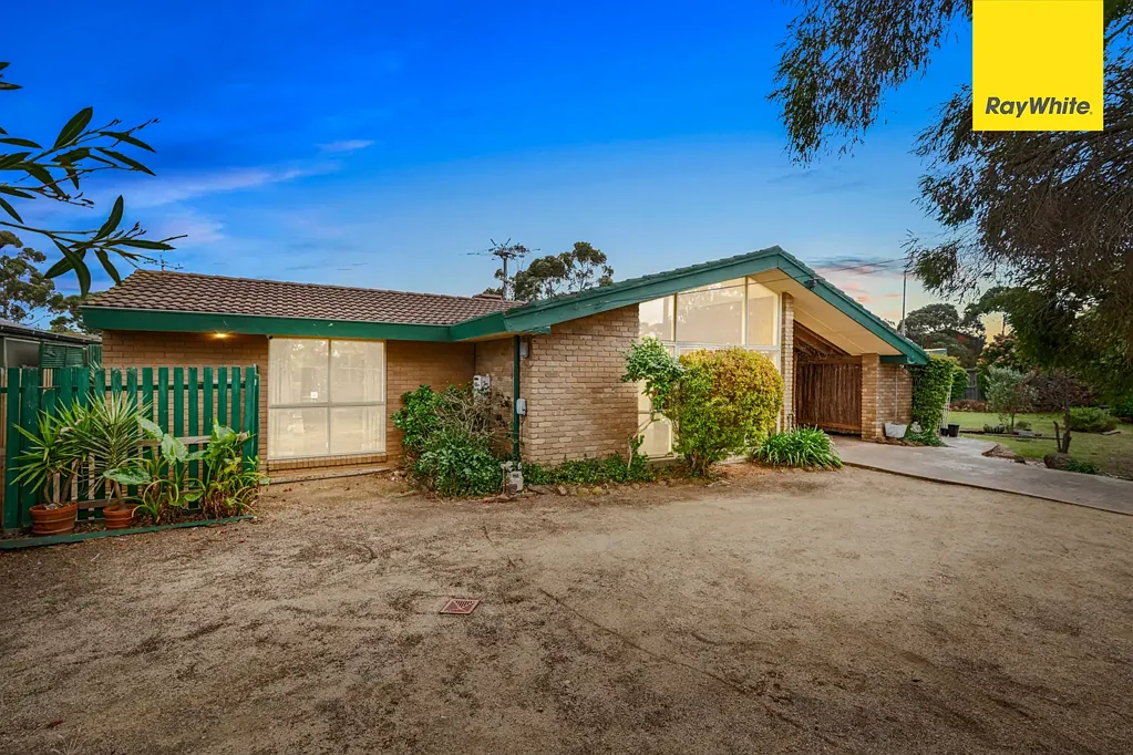 1 Centenary Avenue, Melton, VIC 3337