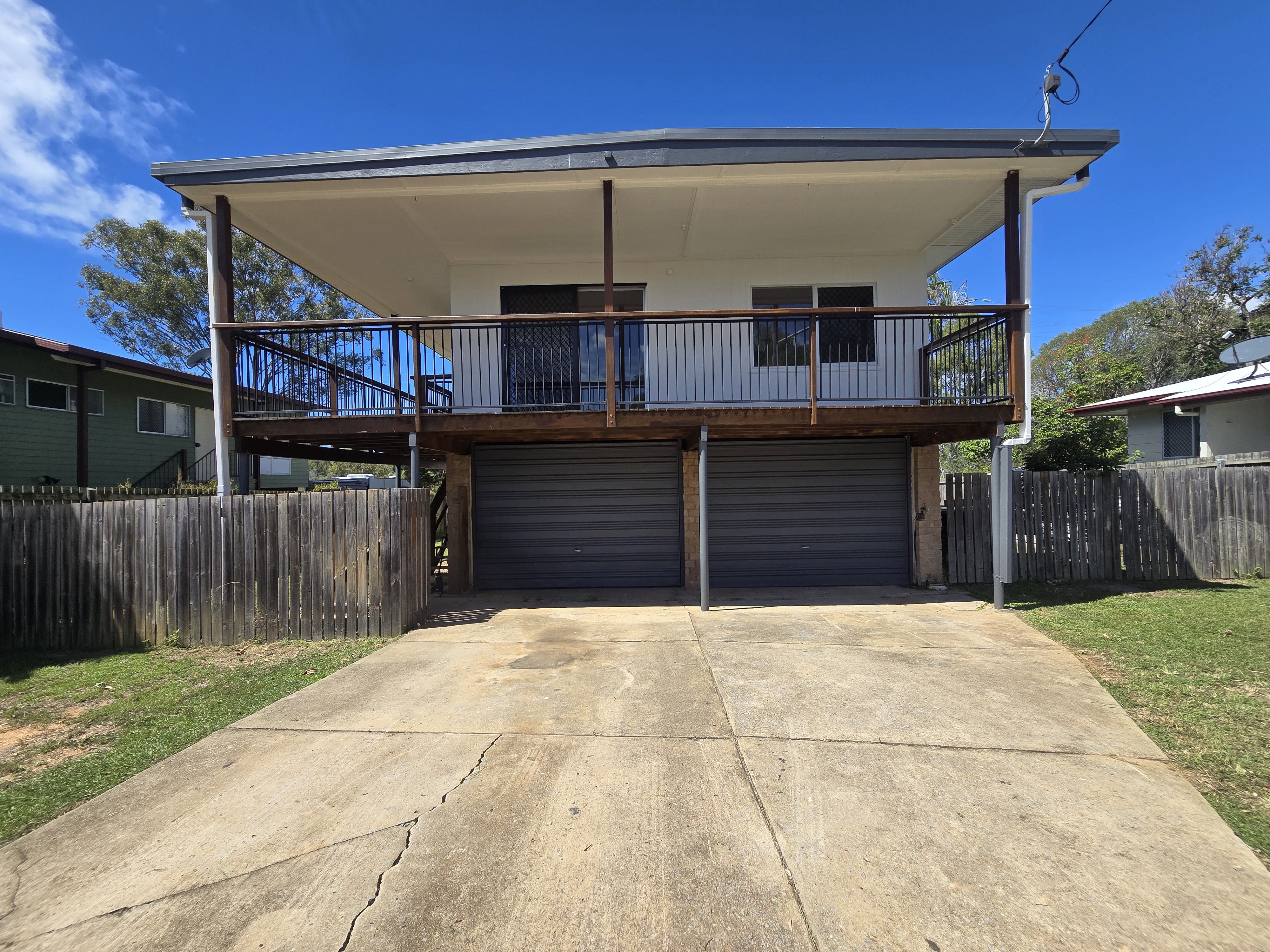 44 EMPEROR ST, TOOLOOA QLD 4680, 0 habitaciones, 0 baños, House