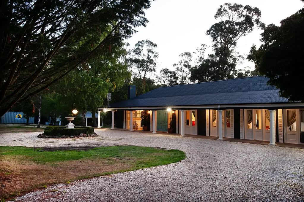 Trentham 4Kwarto The Pond House and Pond Cottage Trentham – A Private Sanctuary with Stunning Lake Views and Luxe Living