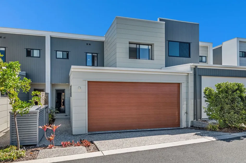 5/4 Harmony Street, Pimpama, QLD 4209