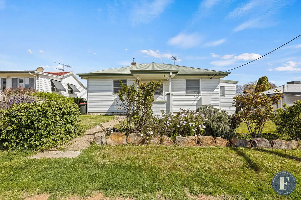 36 Miro Street, Young, NSW 2594