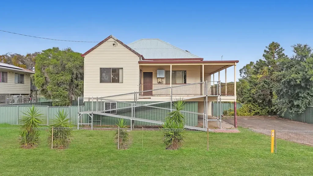 35 Hinds Street, Narrabri, NSW 2390
