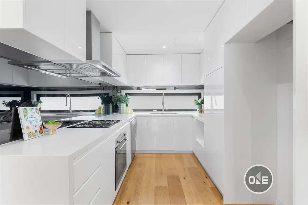4/87 Thames St, Box Hill, VIC 3128
