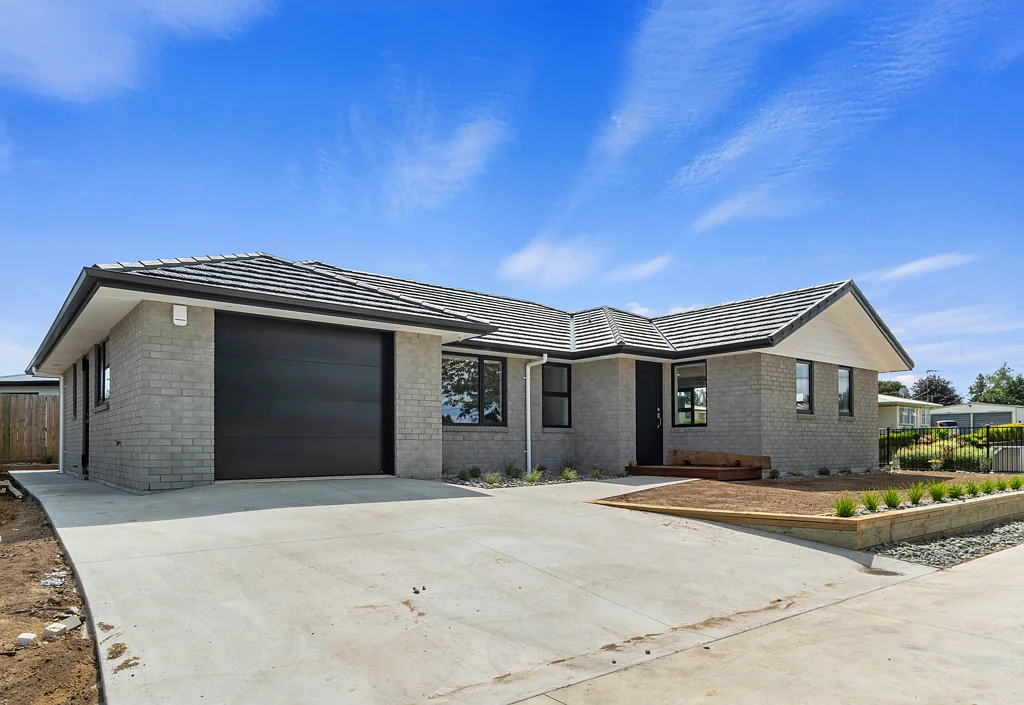 Kihikihi 3房  New home, New Address
