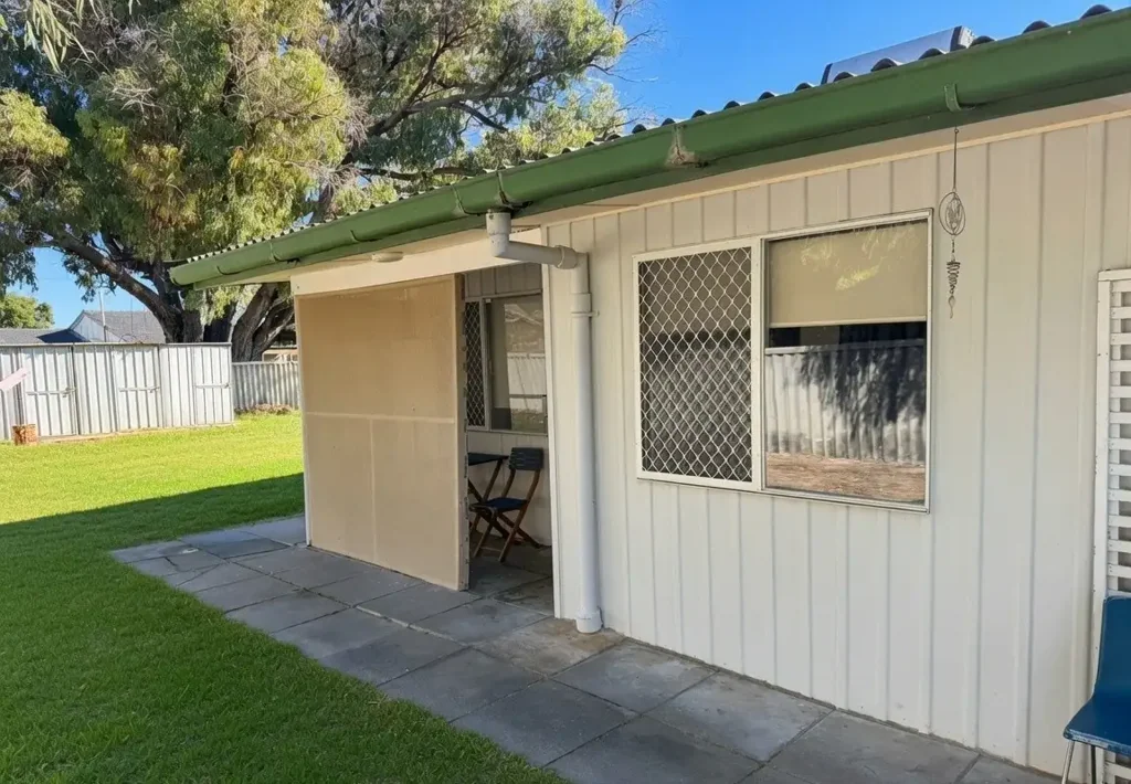 Lancelin 1房  Coastal Charm in the Heart of Lancelin – Perfect Holiday Unit or Low-Maintenance Investment!