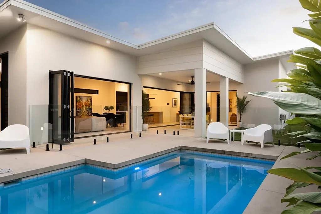 Yaroomba 4 Bedroom PRESTIGE | SINGLE LEVEL DESIGNER HOME | GOLF COURSE FRONTAGE