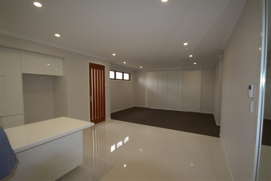 TOWNHOUSE 7 86 GRACE ST, WULKURAKA QLD 4305, 0部屋, 0バスルーム, Townhouse