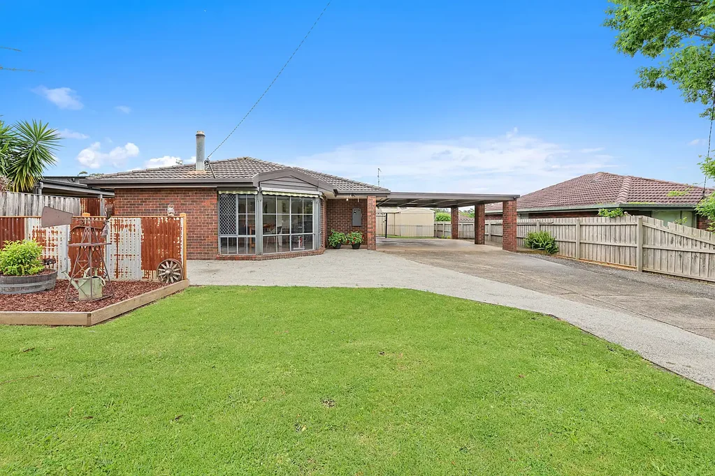 1 McClure Street, Drouin, VIC 3818