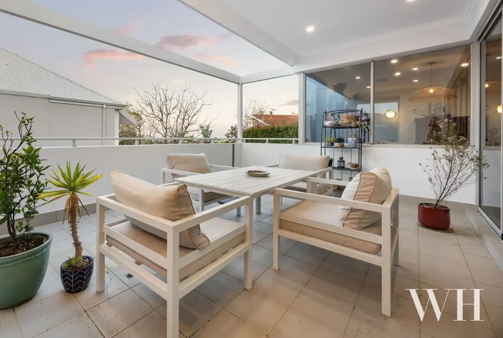 8/36 Swan Road, Attadale, WA 6156