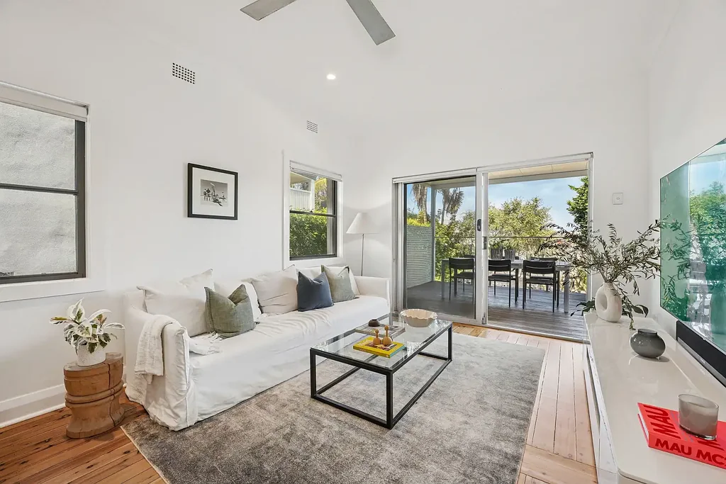 North Bondi 5બેડરૂમ Classic Elegance and Modern Living Combined for the Ultimate Family Lifestyle