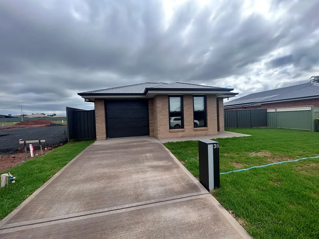 BRAND NEW FAMILY HOME IN MAGNOLIA ESTATE