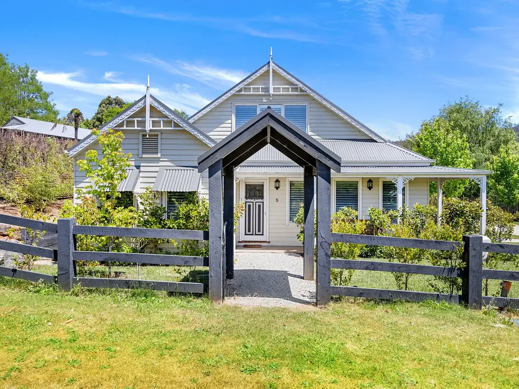 Marysville 5ਬੈੱਡਰੂਮ Luxury 5-Bedroom Residence with Breathtaking Views on 1,188m²