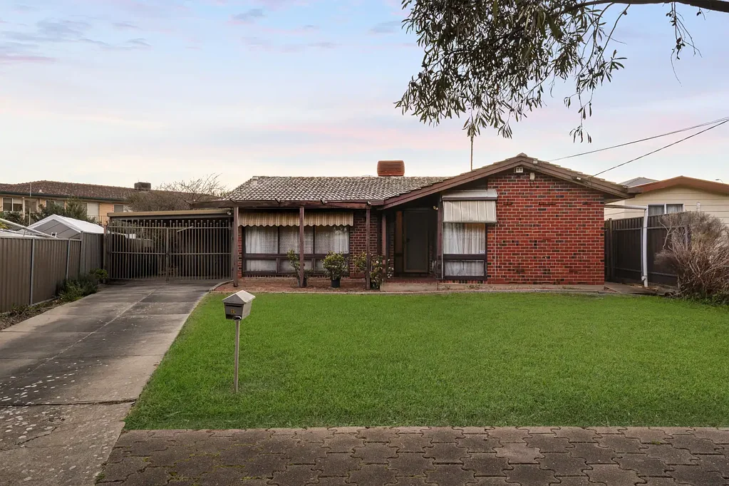 Hillcrest 3房  Three-Bedroom Family Home With Room To Grow!