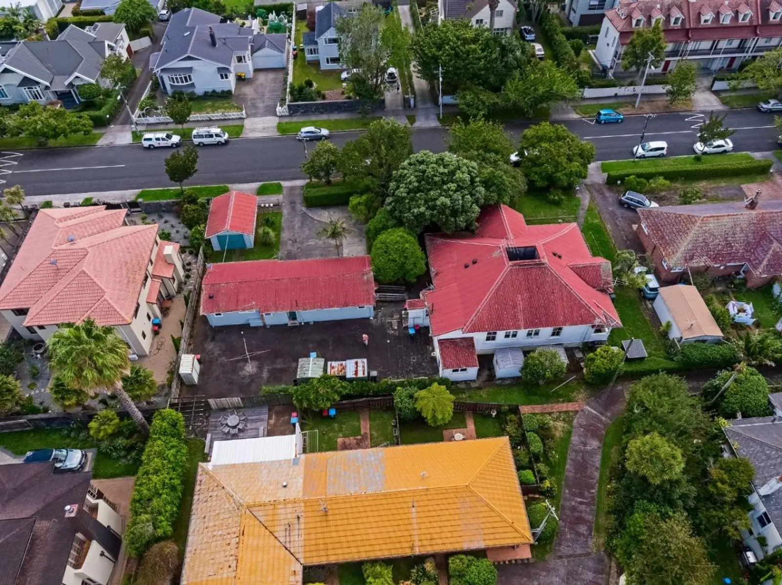 Epsom富人区建政府公屋引热议 行动党党魁更警告称这是引入精神病人!