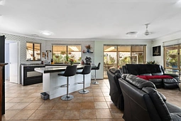 4 Altair Close, Alexander Heights