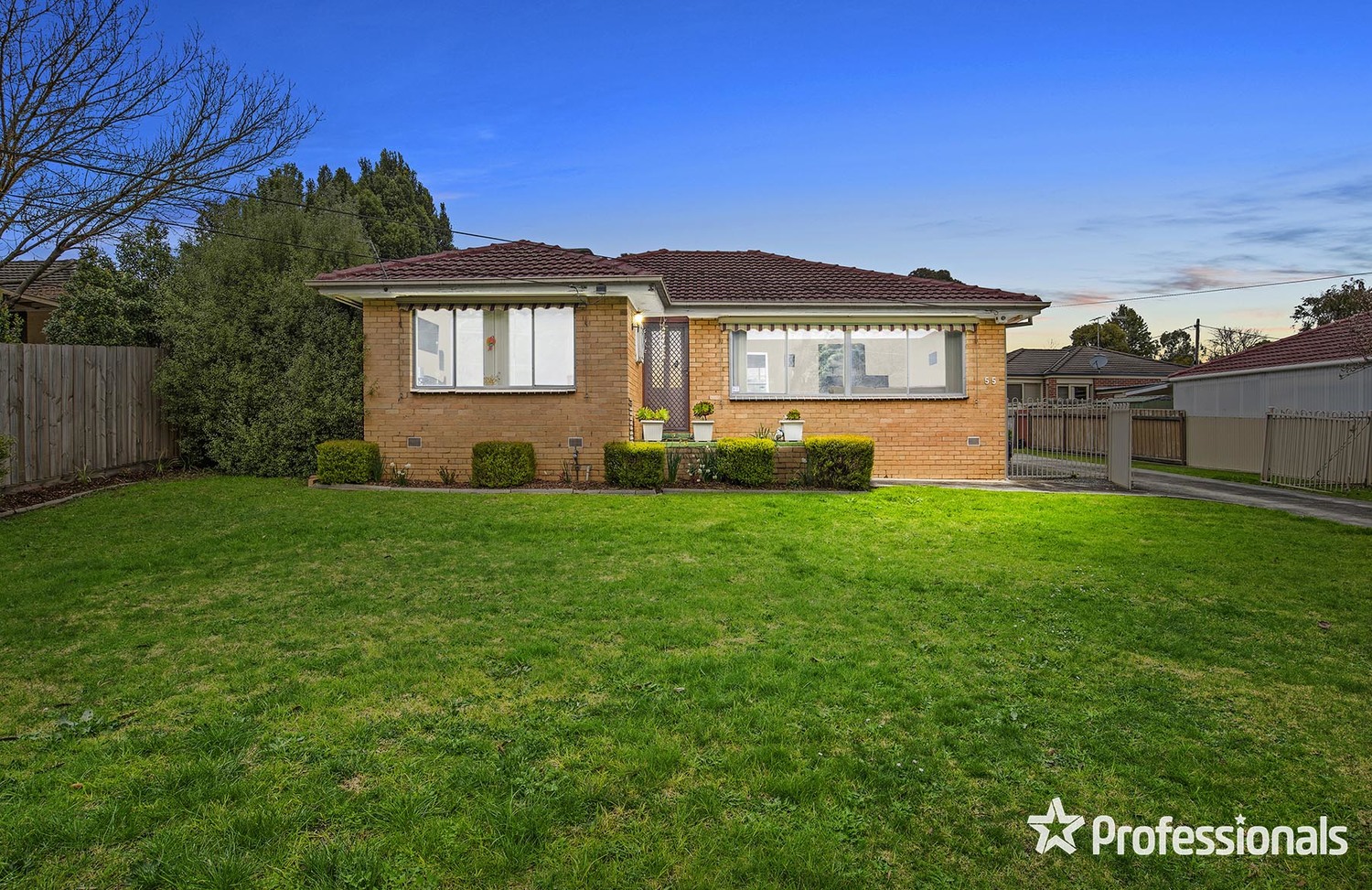 55 CROYDONDALE DR, MOOROOLBARK VIC 3138, 0 Schlafzimmer, 0 Badezimmer, House