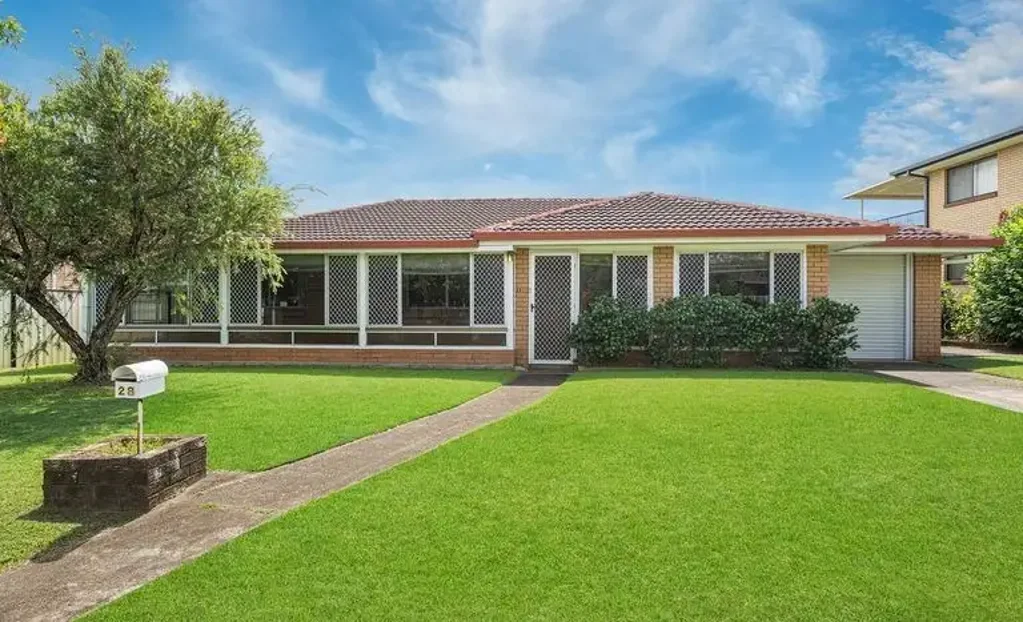 28 Tristan Street, Carindale, QLD 4152