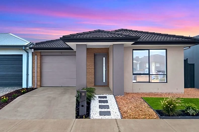 Manor Lakes 3房  帕克布鲁克庄园的近新现代光辉！ ATTENTION INVESTORS & SMSF BUYERS: The Ultimate 'Set & Forget' Asset!