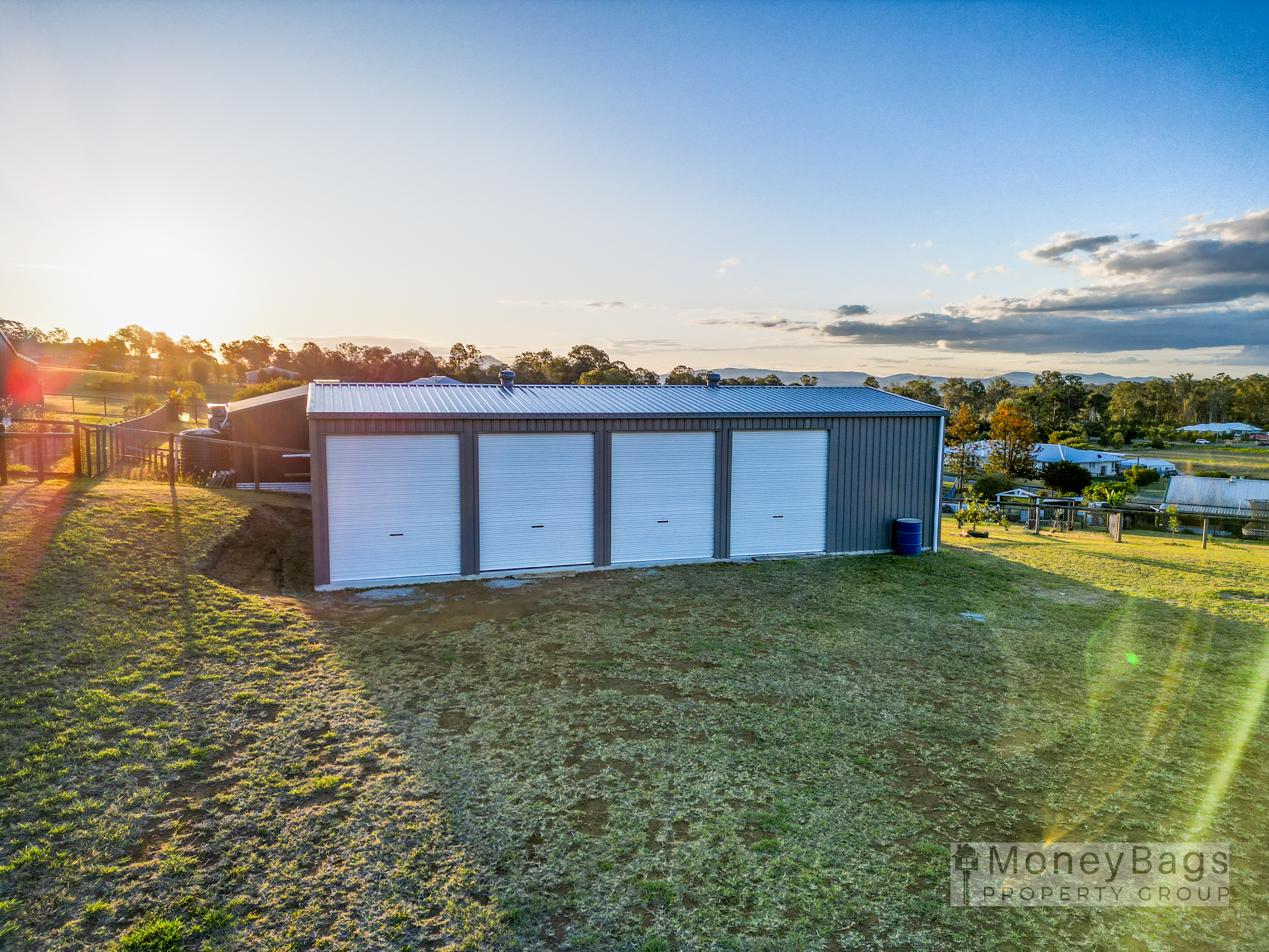 133-137 MUNROE DR, WOODHILL QLD 4285, 0 habitaciones, 0 baños, House