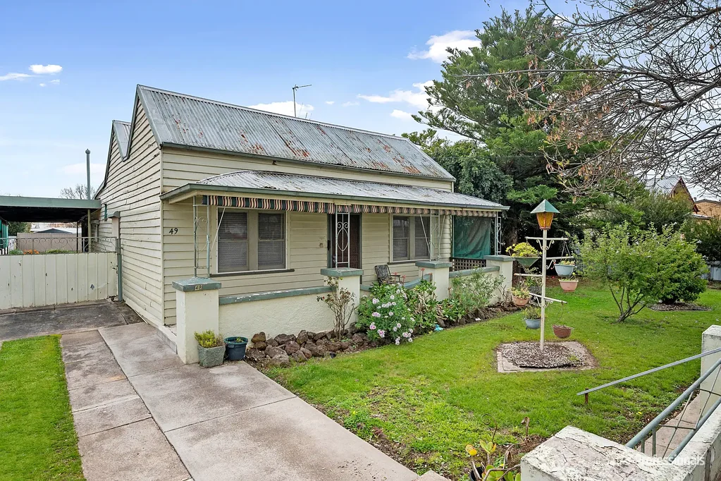 49 Burke Street, Maryborough, VIC 3465