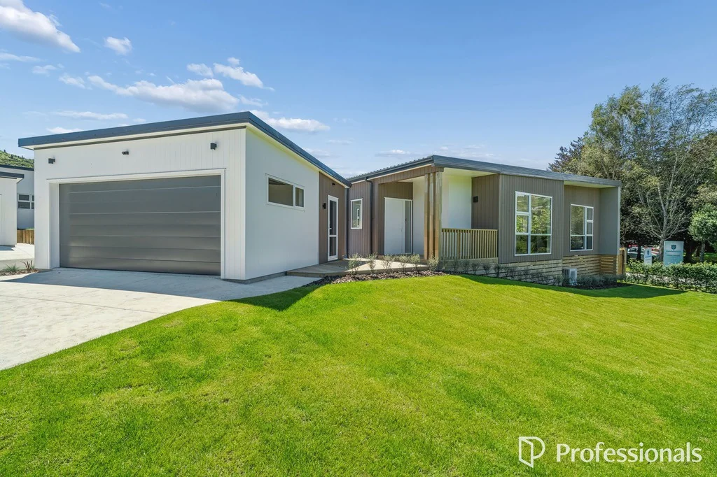 Manor Park 4침실 Brand New Family Home On Generous Section