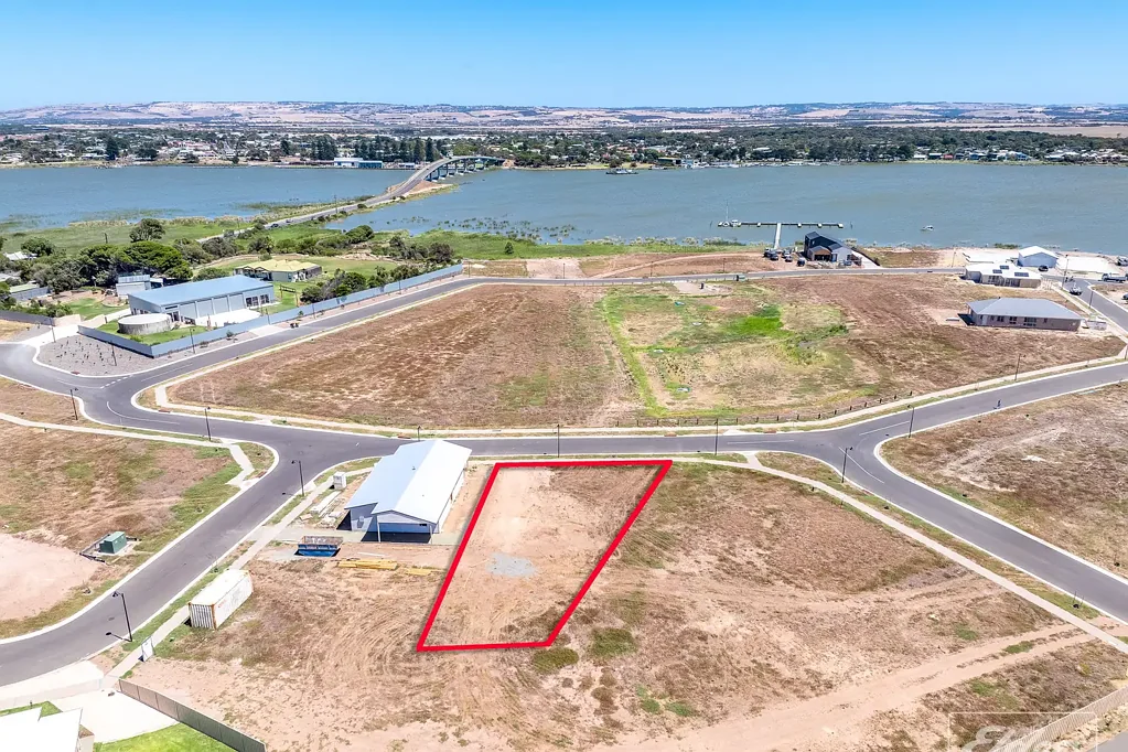 5 Gregory Circuit, Hindmarsh Island, SA 5214