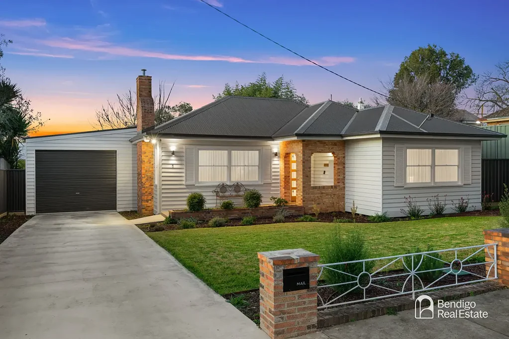 Kennington 3બેડરૂમ Renovated and Extended Home Shines Bright