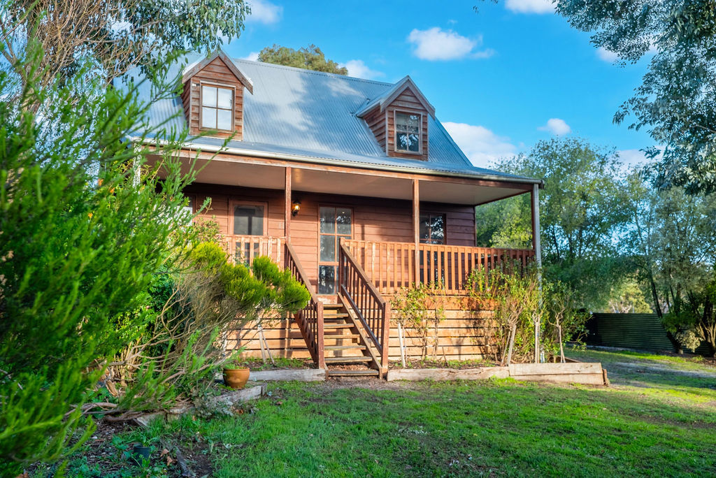 114 DAYLESFORD RD, BROWN HILL VIC 3350, 0 phòng ngủ, 0 phòng tắm, House