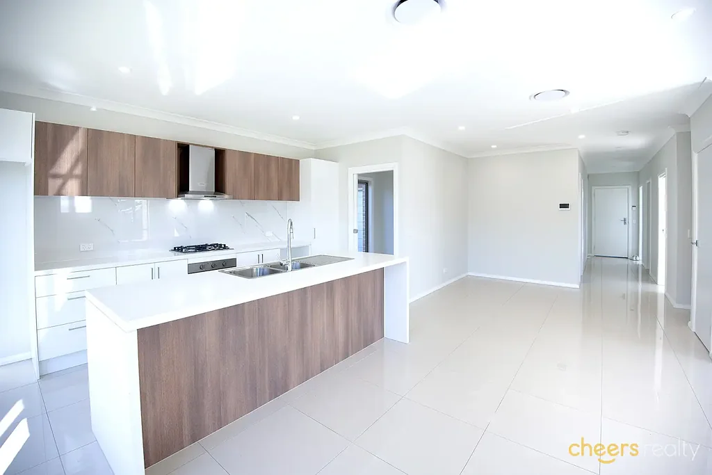 Almost New Luxury Residence.