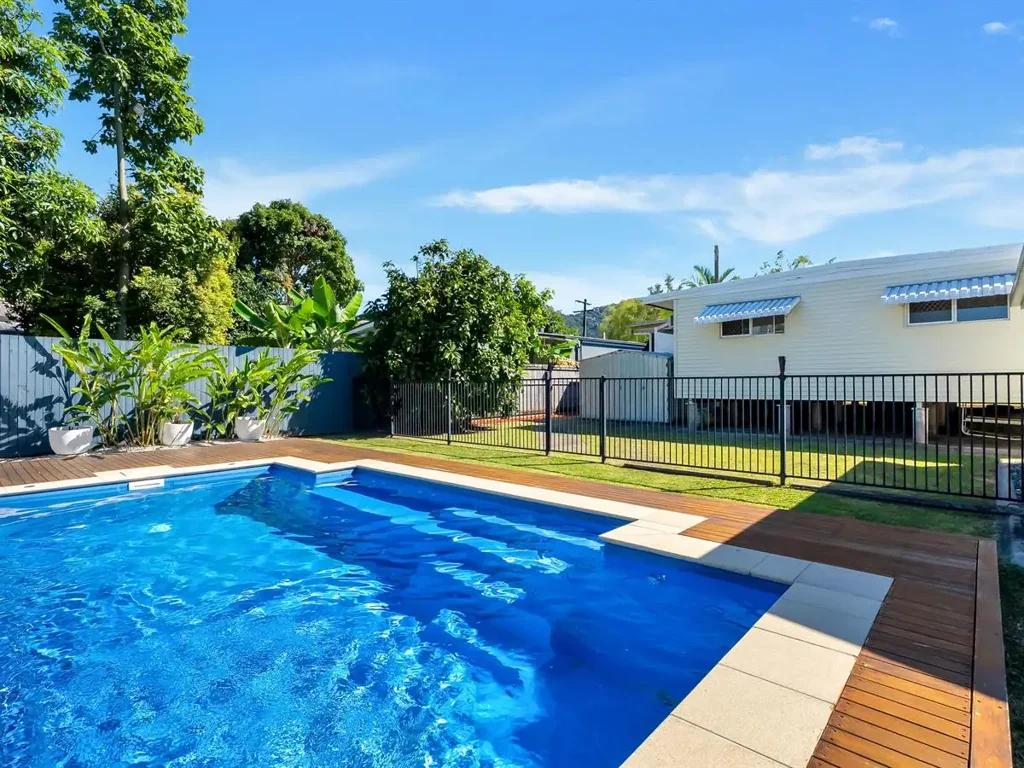 113 Russell Street, Edge Hill, QLD 4870