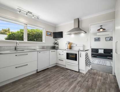54 Tremaine Avenue, Two Mile Bay, Taupo, Waikato, 4房, 1浴, 独立屋