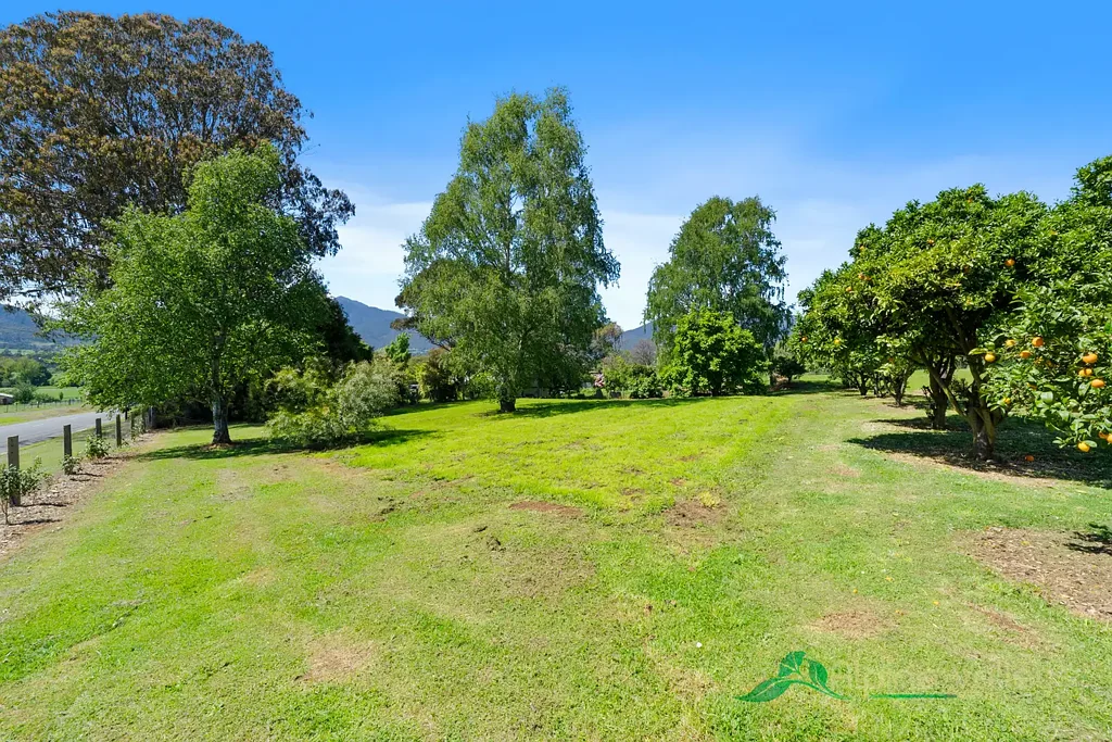 20 Ryders Lane, Tawonga, VIC 3697