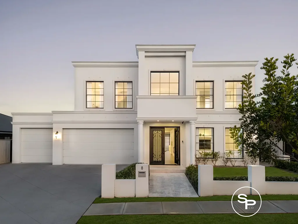 8 Serenity Circuit, Gledswood Hills, NSW 2557