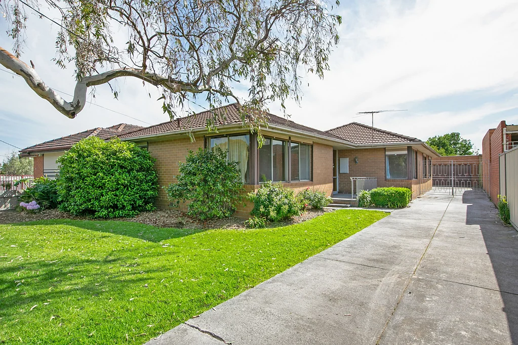 5 Churchill Avenue, Reservoir, VIC 3073