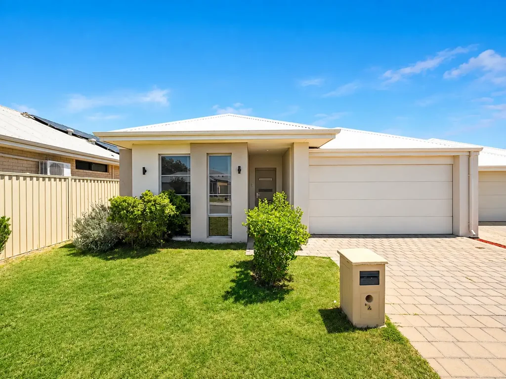 Wellard 4房  Modern Living and Exceptional Convenience – 125 Sapphire Chase, Wellard WA 6170
