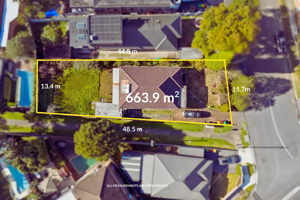 Earlwood 3房 Earlwood 优质地段的无限潜力 CDC APPROVED DUPLEX SITE