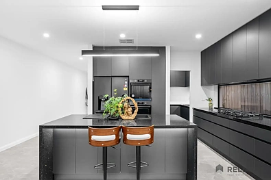 30 Winkler Street, Mickleham, VIC 3064, 4 phòng ngủ, 2 phòng tắm, House