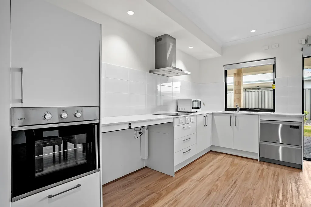 Port Kennedy 3房  Special Disability Home!