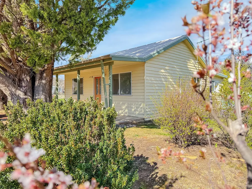 4 Anembo Street, Bredbo, NSW 2626