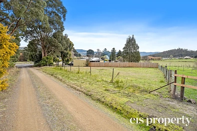 Cradoc Blank Canvas - Perfect Country Escape