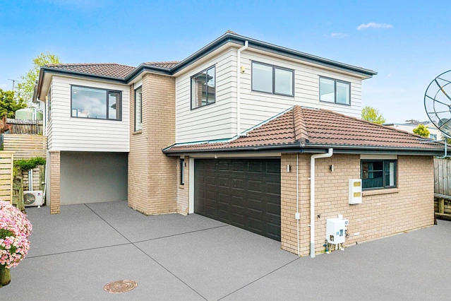 42A Seaview Road, Glenfield, North Shore City