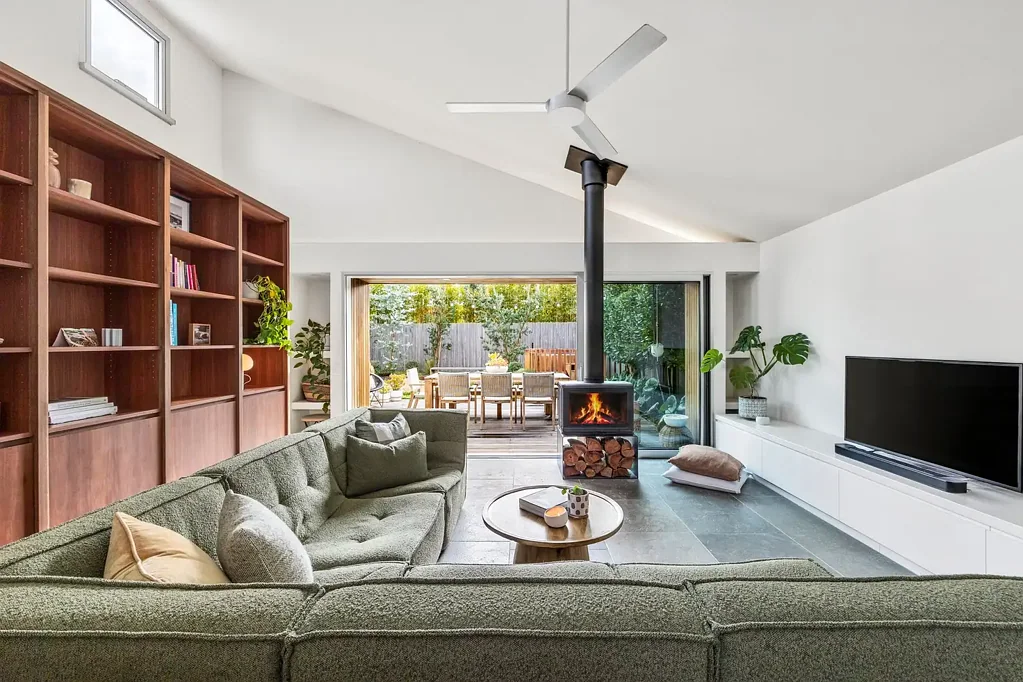 40 Loch Lomond Crescent, Torquay, VIC 3228